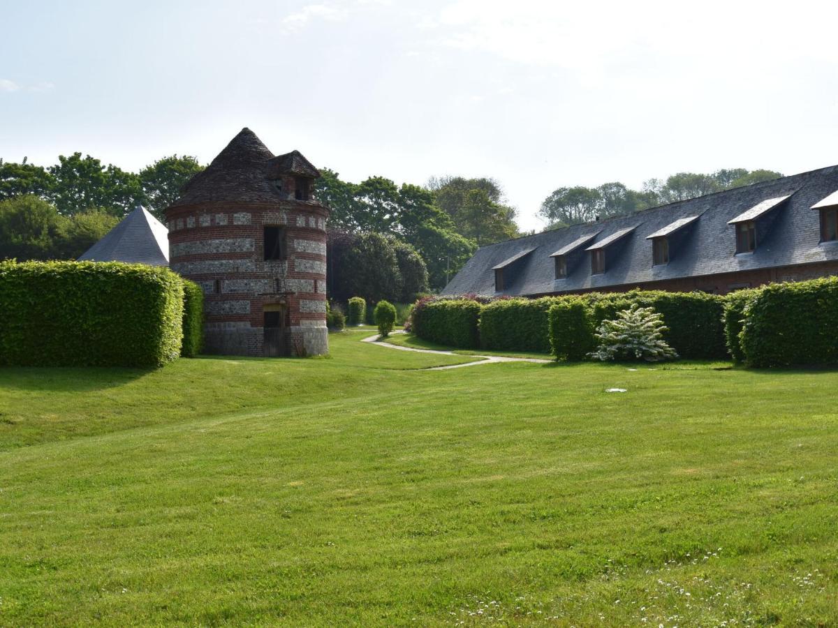 Classic Cottage In Le Bourg-Dun With Garden Exterior photo